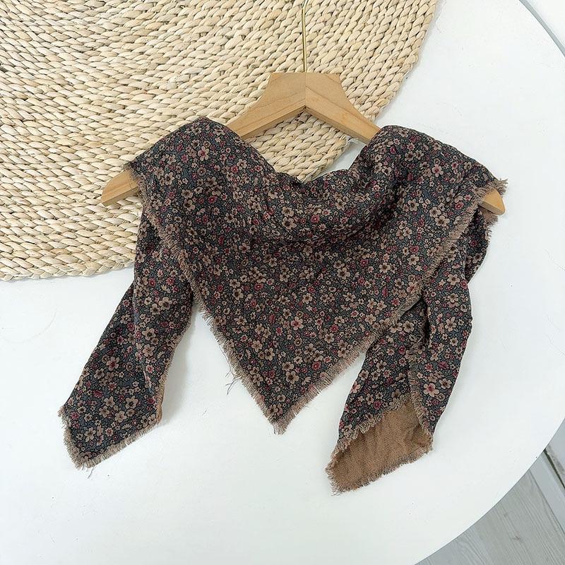 

Шелковый треугольный шарф в стиле ретро - тонкий летний женский аксессуар для шеи