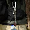 Täglicher Clip für Camping-Rucksack, Haken mit Kordel zum Befestigen von Flaschen, Hut und kleinen Wanderutensilien zur Aufbewahrung im Camp täglich