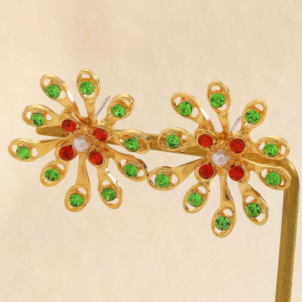 Exquisite Daisy Flower Stud Earrings: Versatile, Light Luxury Accessory for Women
