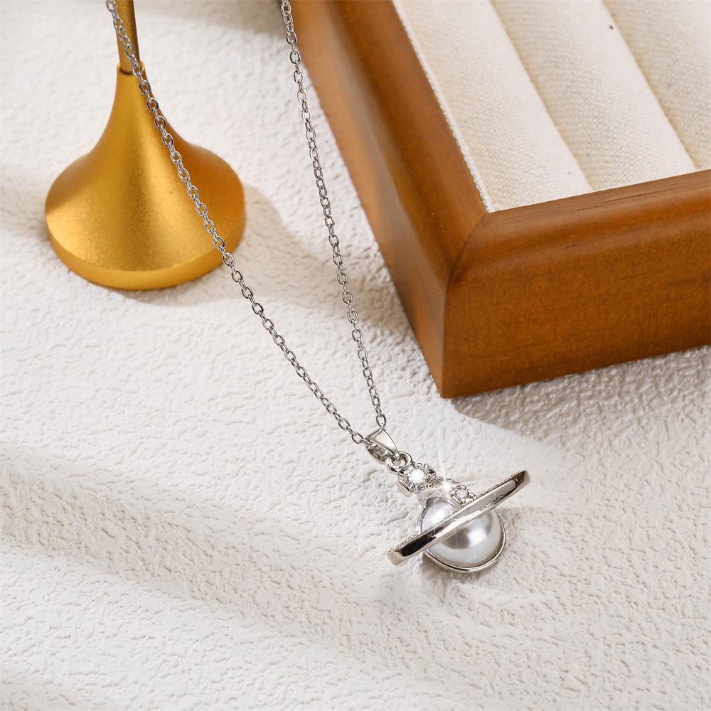 Simple Fashion Titanium Steel Women's Necklace - Non-fading, Luxurious, Versatile, Korean Style Clavicle Chain