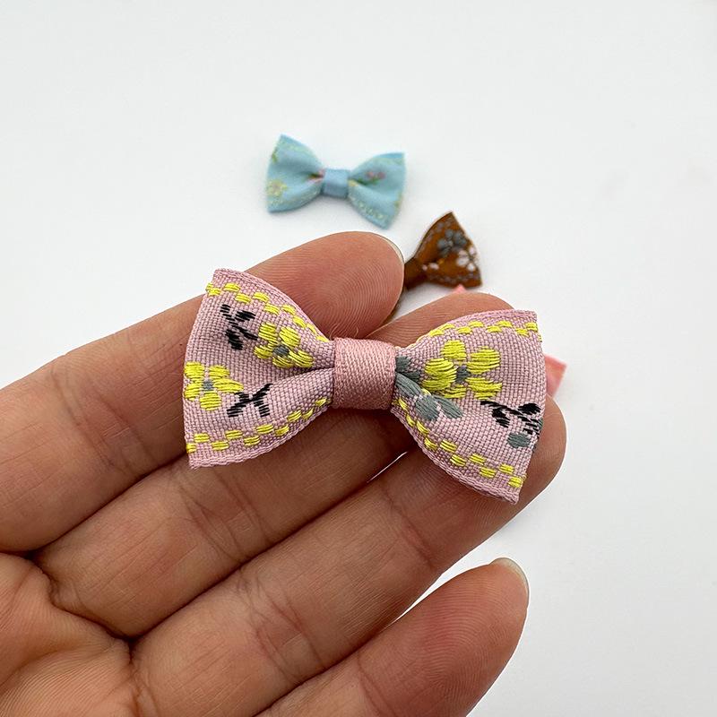 Chinese Floral Embroidery Bow: DIY Accessories for Children's Hair, Clothing, Shoes, Hats, Gifts, and Decorations.