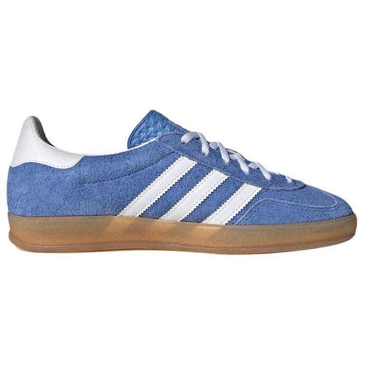 adidas Scarpe da Ginnastica Basse Originali Gazelle Indoor in Pelle Scamosciata alla Moda Casual Unisex Blu Bianco Marrone HQ8717