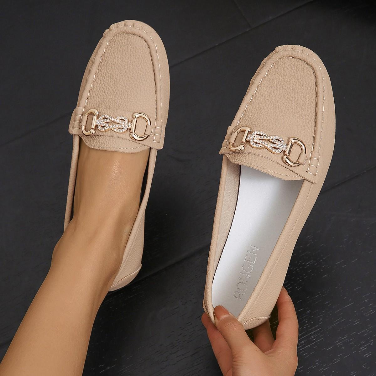 Women s 2022 AutumnWinter Korean Style Metal Chain Slip-On Loafers 37 1793₽