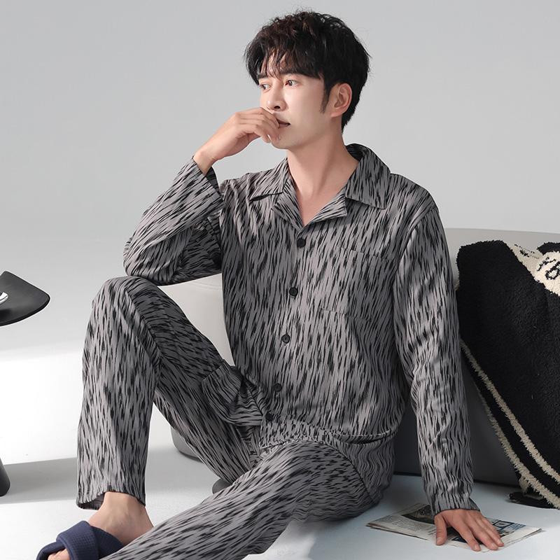 Lässiger Herren-Pyjama Baumwolle Nachtwäsche Herbst Frühling Hausanzug Gentleman Umlegekragen Nachtwäsche Jungen Pyjama Pyjama Homme Coton