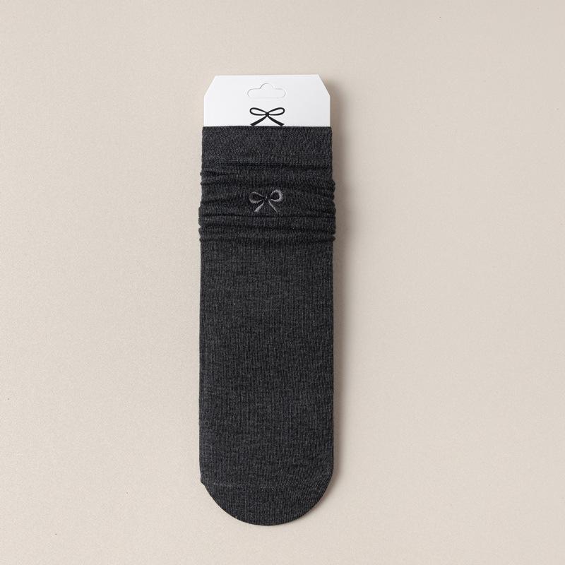 5/10 Pairs Casual Spring Autumn Embroidered Bow Mid Calf Socks Cute Long Calf Pile Socks Breathable and Sweat Absorbing Cotton Socks for Women