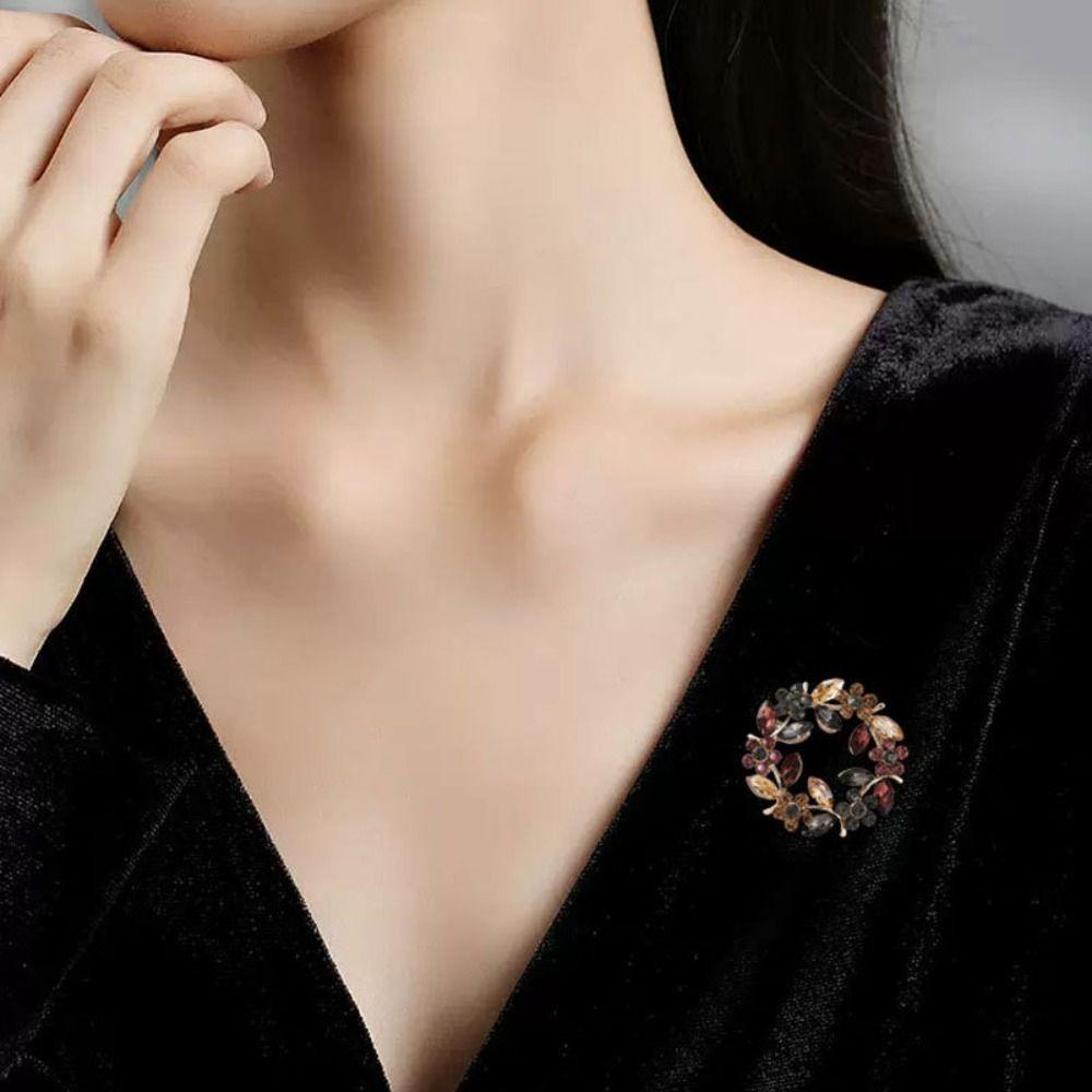 Wreath Olive Wreath Brooch Zinc Zinc Alloy Women Brooch Unique Rhinestone Olive Branch Pin  Gifts
