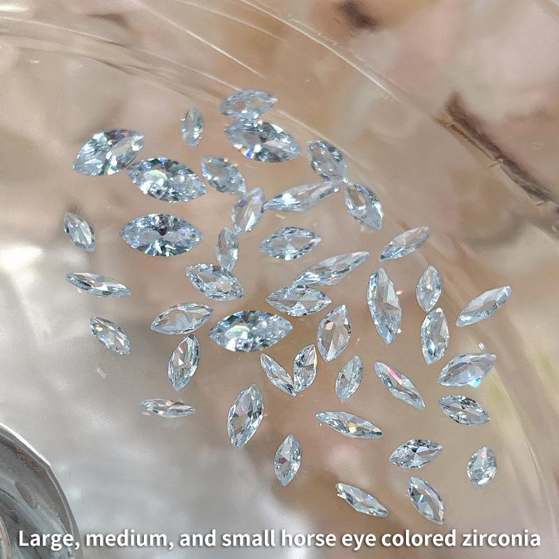 20Pcs Zircon Nail Diamond Flashy Decoration Loading Stereoscopic Nail Accessories Nail Painting Nail Salon Nail Artists