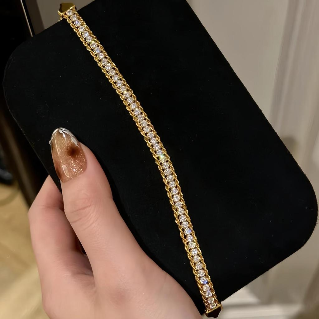 Luxurious Zircon Flash Snake Bracelet: High-End Fashion Bangle with Exquisite Style and Unique Flair