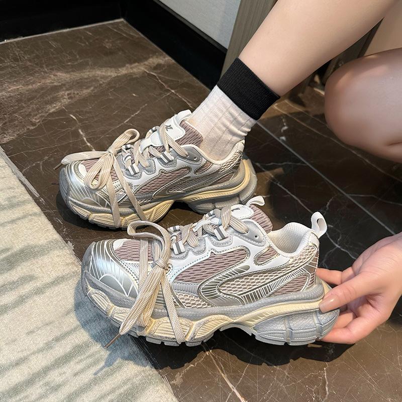 

2025 spring new catwalk model dirty dad shoes women trendy retro thick sole heightening fried street sports shoes women 40 шампанского