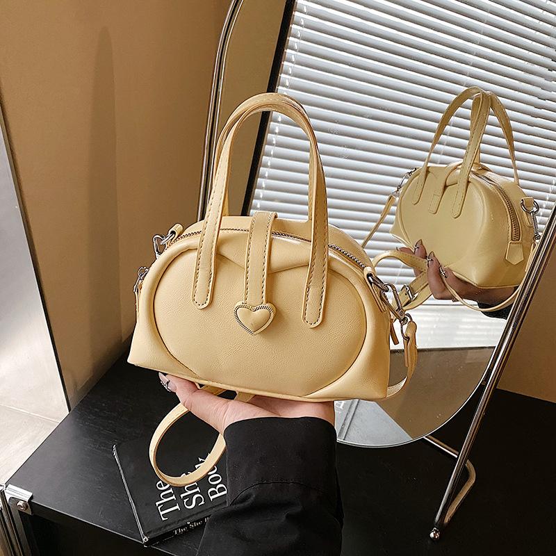 Nischentasche Damen 2025 neue Sommer beliebte vielseitige Umhängetasche Mode Handtasche Kissen-Tasche