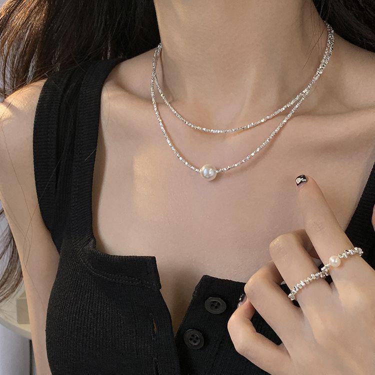 Elegant Silver Pearl Geometric Necklace - High-End Versatile Clavicle Chain for Women, New Style Glam with Fine Glitter