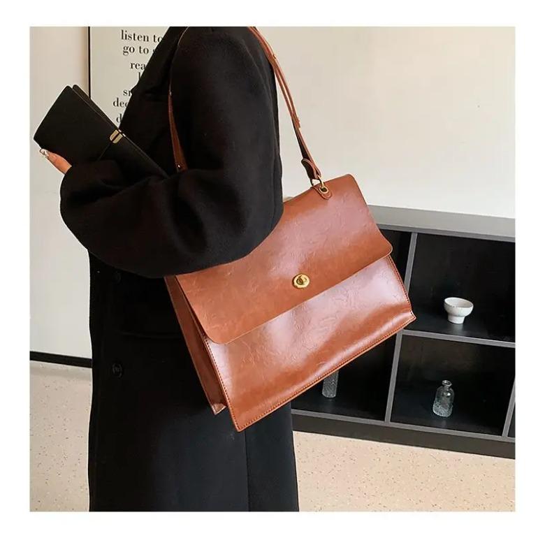 Винтажная кофейная сумка через плечо для женщин в стиле преппи — фото 9