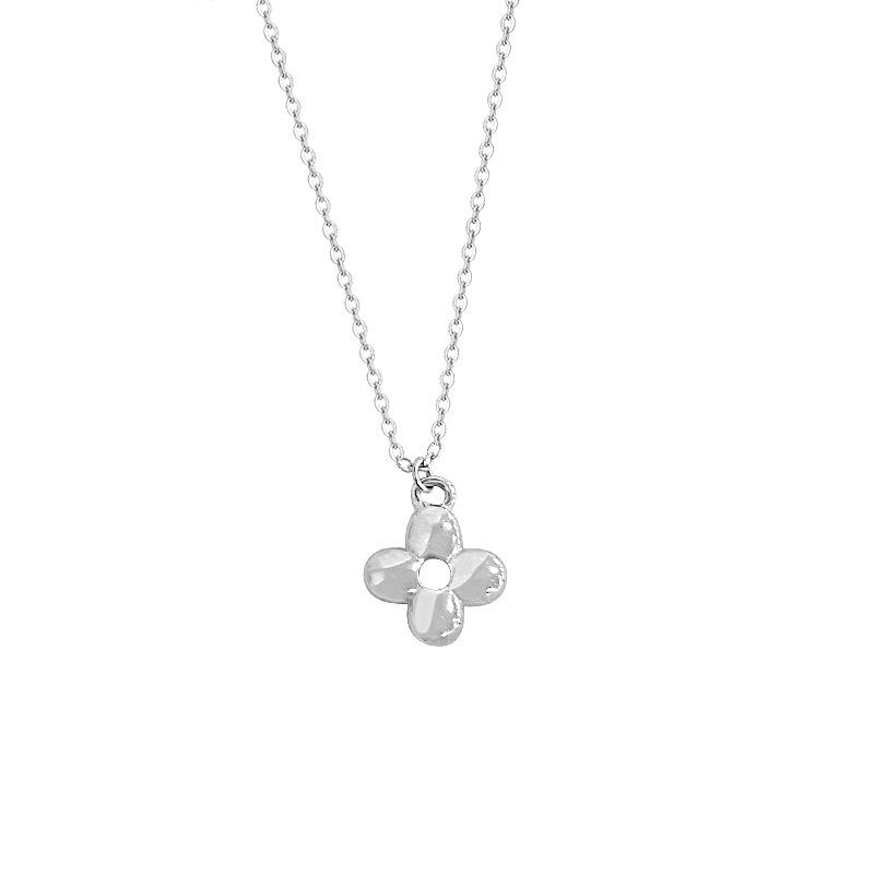 Small and Hollow Out Four Leaf Clover Necklace, Fashionable and Elegant Personality, Neck Chain, Sweater Chain