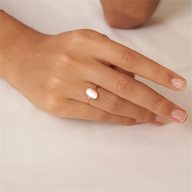 eManco Women's Gold-Plated Stainless Steel Geometric Oval Ring