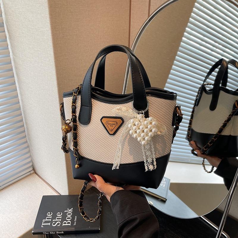 Fashion Contrasting Color Bucket Bag Spring New Trend Fashion Shoulder Bag Versatile Casual Messenger Bag