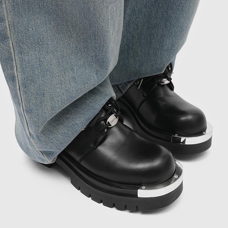 Modische schwarze Lederschuhe mit dicker Sohle Klassische und trendige Designs des Designers Outdoor-Mode Straße 38-46 Luxusschuhe Klassisch Heiß