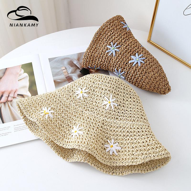 Small Daisy Flower Straw Hat Female Spring and Summer Travel Beach Sun Hat Vacation Bucket Hat