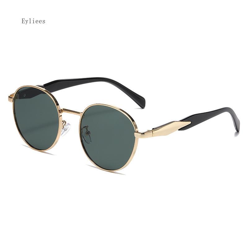 Ins Vintage Round Punk Sunglasses Women Fashion  Gradient Shades Eyeglasses Men Trending Metal Sun Glasses UV400