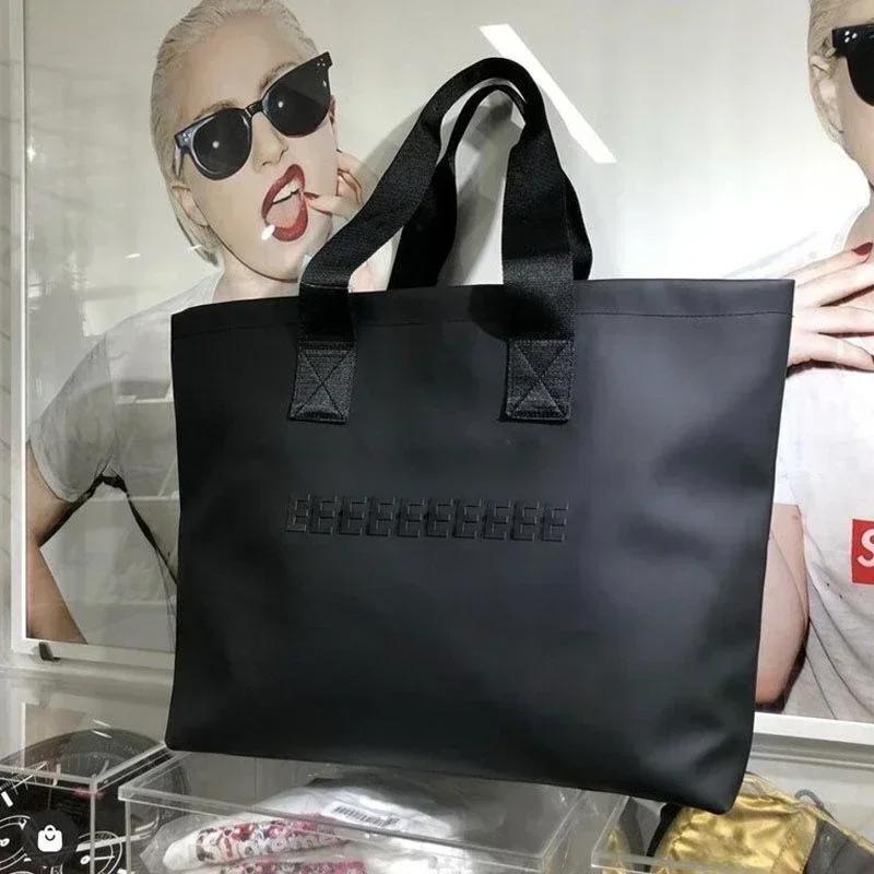 Trend Icon Men'S Handbag Luxury Design 3D Letter Large Capacity Shoulder Bag Classic Sports Tote Bag Travel Waterproof Backpack