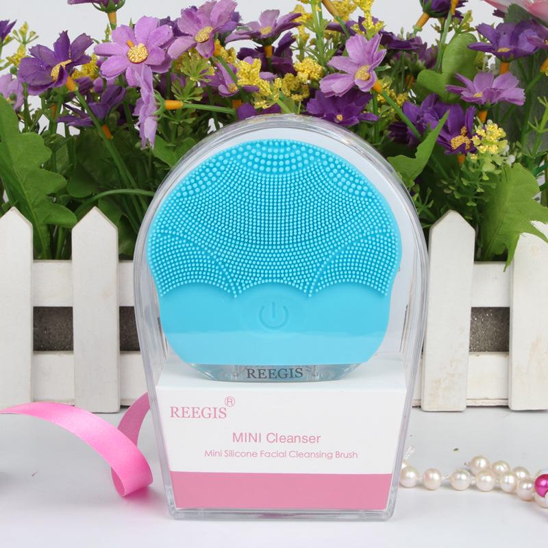 Ultrasonic Electric Silicone Facial Cleansing and Massaging Brush