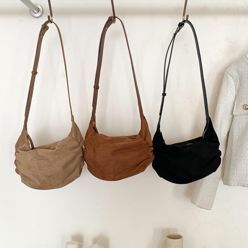 Women's Faux Suede Hobo Bags Designer Luxury Bags and Bags New Fashionable Simple Zipper Pleated Shoulder Crossbody