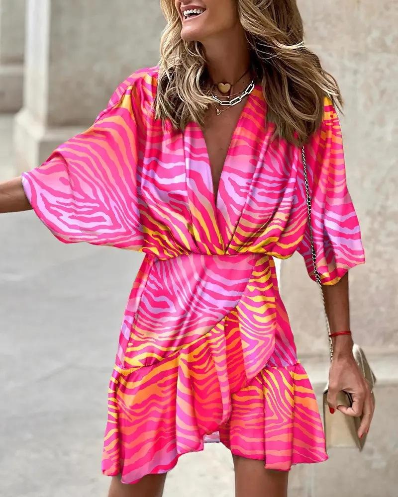 2025 Cross-border independent station Amazon explosion, autumn bat sleeve V-neck hem irregular dress women's clothing