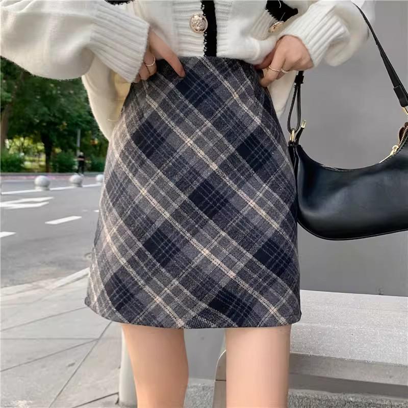 Deep Gray Plaid College-Style High Waist A-Line Skirt - Women's 2026 Winter Collection