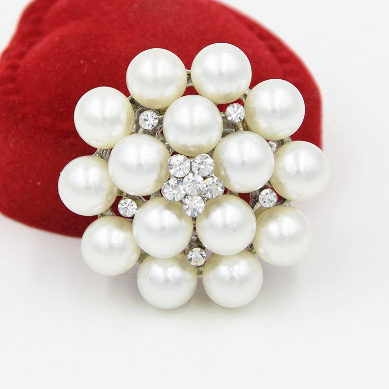 Korean Fashion Pearl  Crystal Brooch Pin for Ladies Exquisite Jewelry сплава