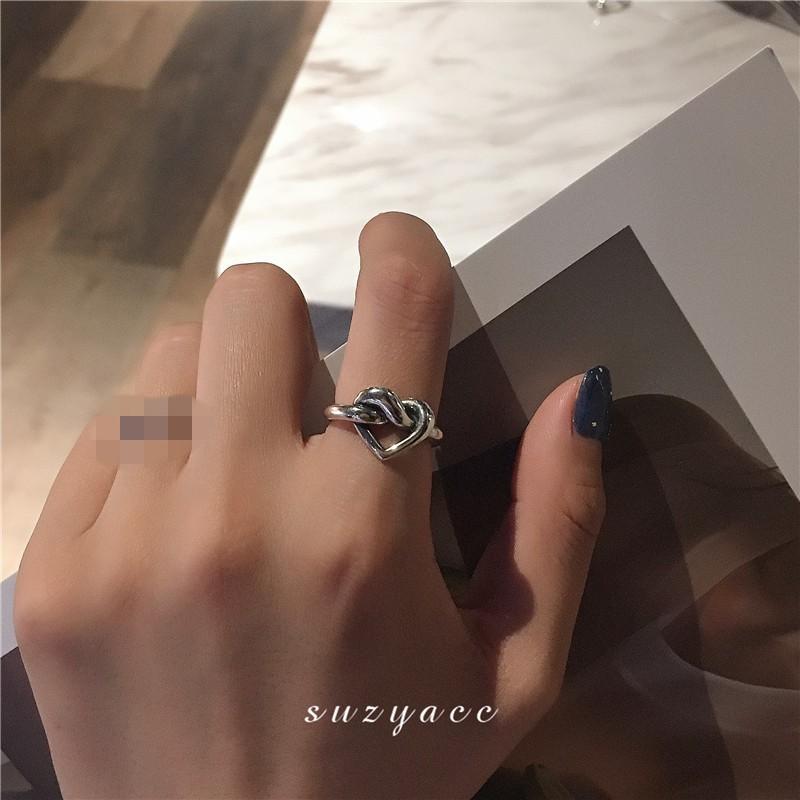 

S925 Silver Beautiful Round Shape Ring For Women With Polished Open Adjustable Design Suitable Gifting For J601 Thai Silver