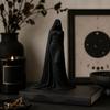 Dekoration Maskierte Dame Figur Geistermädchen Göttin Skulptur Moderne Kunst Umhang Frau Statue Büro