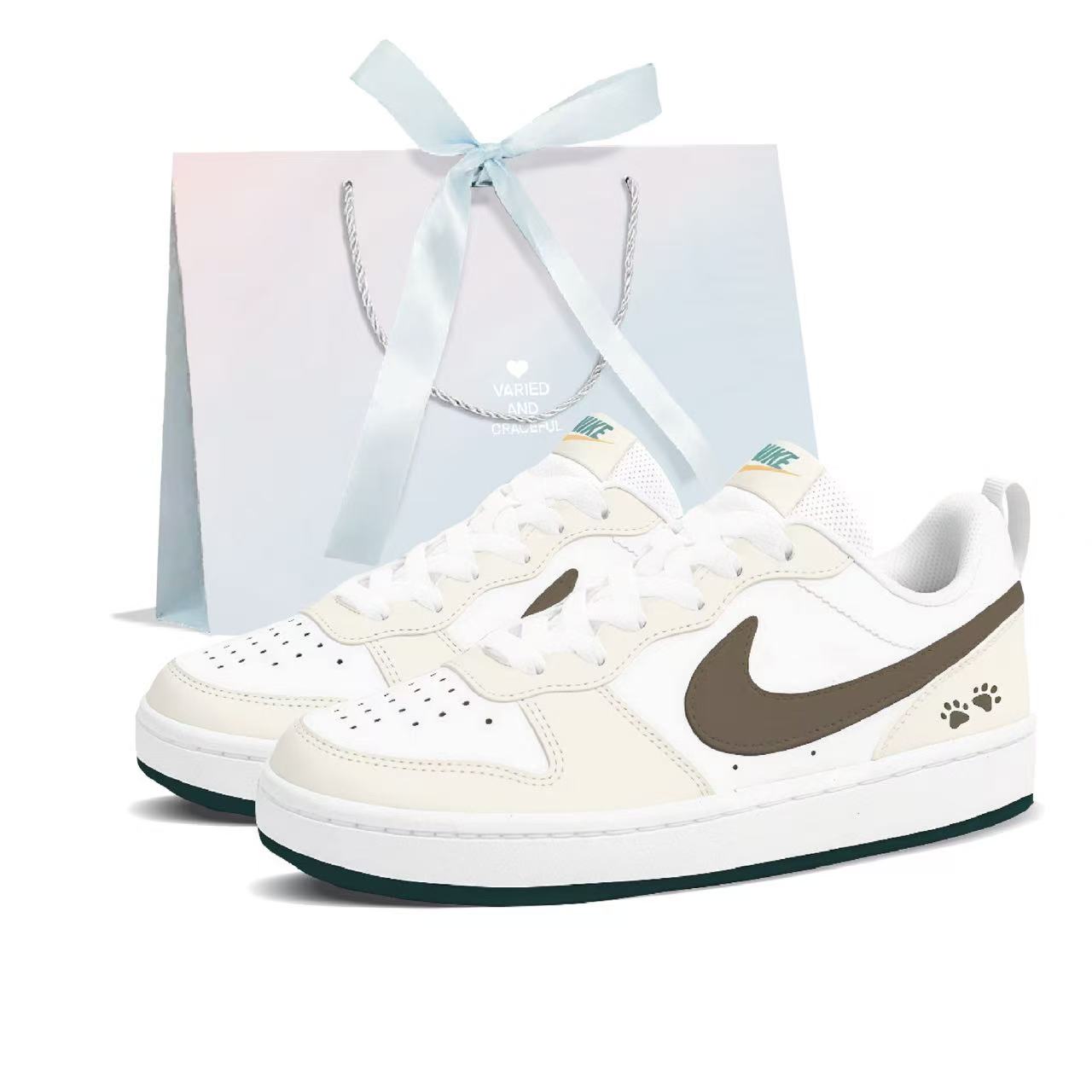 

Nike Court Borough Milk Coffee Cat Paw Synthetic Leather, Leather Slip Resistant Abrasion Resistant Low top BQ5448-017(Team1848--SBOX) 36.5