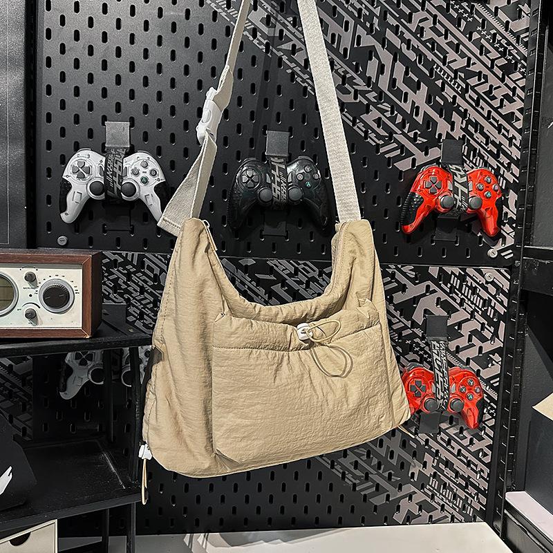 Large-capacity bag women's summer versatile new casual shoulder messenger bag class commuter tote bag