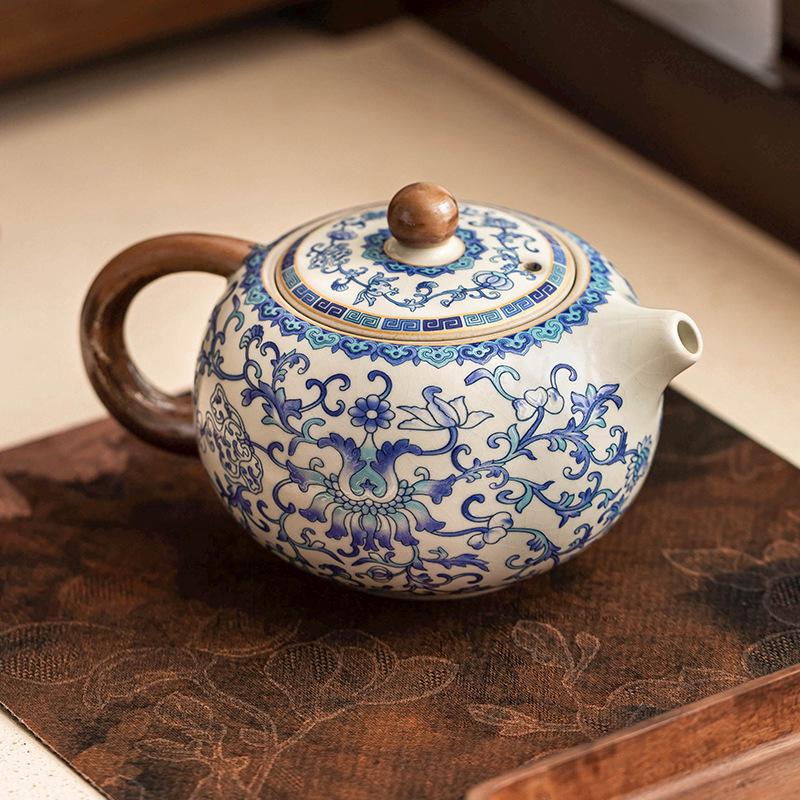 Blue & White Ru Kiln Ceramic Teapot featuring Intertwined Lotus Design – Xishi Style, Perfect for Home Tea Brewing, High-End Chinese Tea Set.