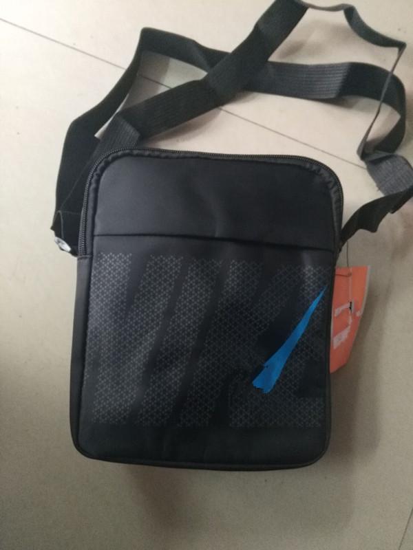 19 Manet Brand Unisex Casual Crossbody Shoulder Bag