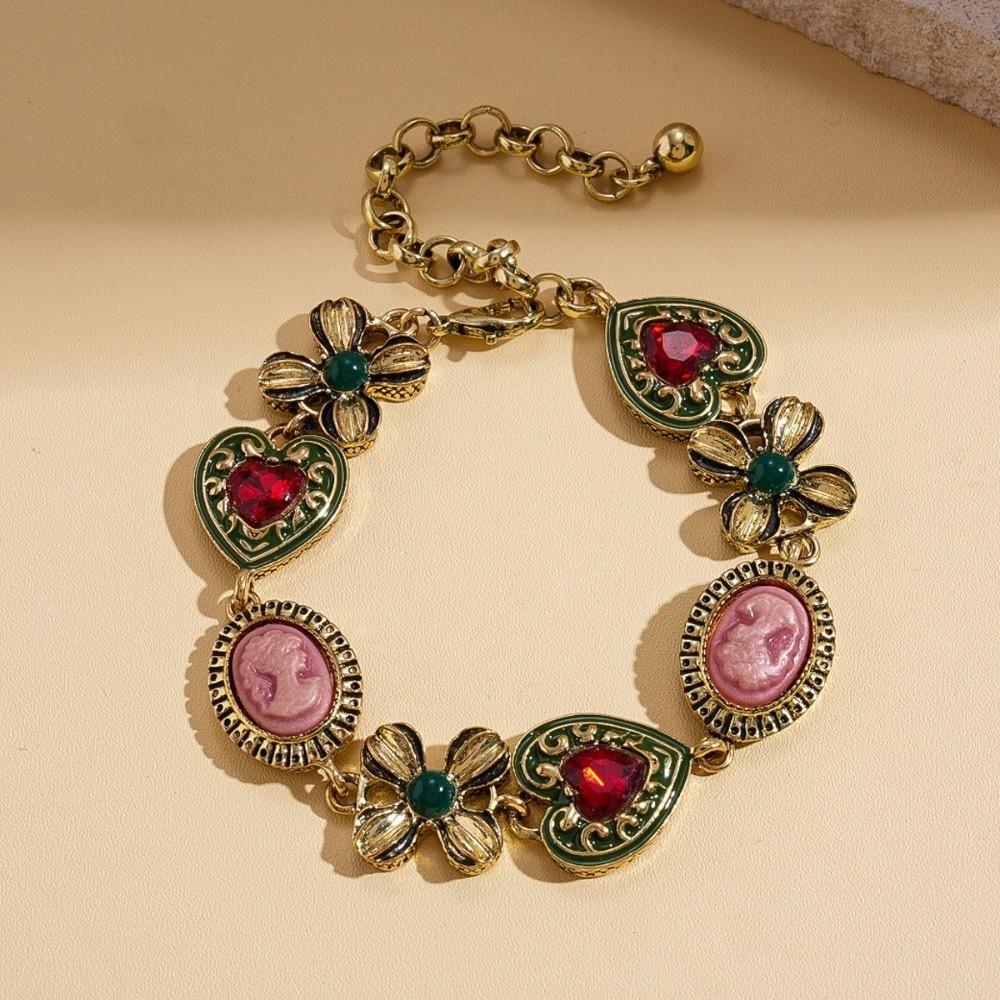 Flower and Heart Vintage Metal Necklace Court-style Bracelet Earrings Jewelry  Jewelry Accessories