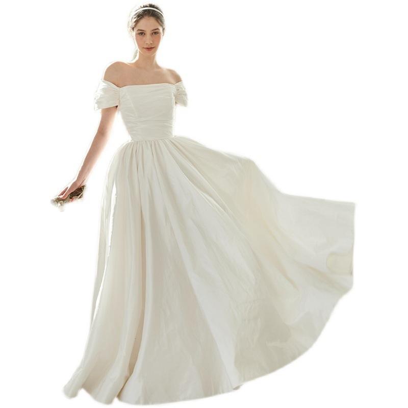 Light Temperament Wedding Dress Retro Shoulder Simple Engagement Registration Dress Travel Photography Small Bride Go Out Together