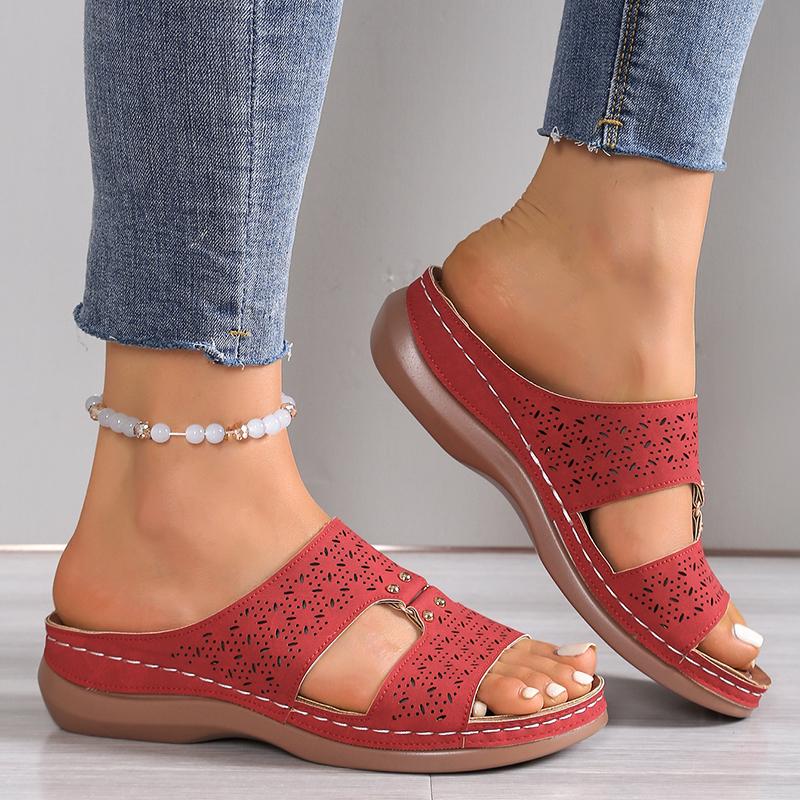Fashion 2025  Women's Roman Style Platform Sandals New Casual Large Size Slip-On Hollow Out Casual Flats Leather Comfortable Wedge Shoes