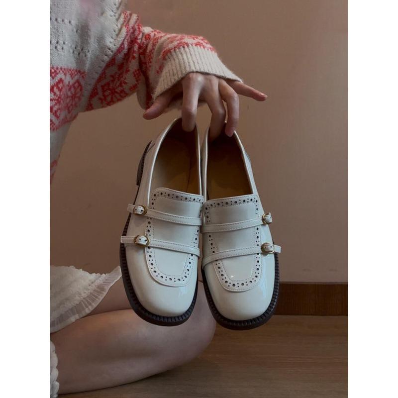 Sheepskin version~ engraved belt buckle low heel women's round head small leather shoes genuine leather one-pedal single shoes