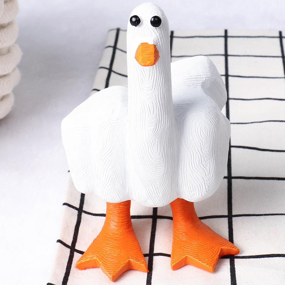 Novelty Resin Middle Finger Duck Decor Zakka Style Desktop Mini Sculpture Funny Office Desk Accessory