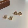 Round Flower Roulette Earrings Simple and Small Design High-end Earrings Fashion Versatile Earrings Women