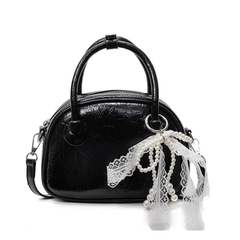 New product simple, fashionable and high-quality portable pillow bag women's spring and summer new product foreign style versatile casual messenger ba