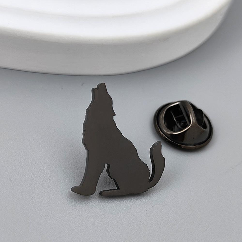 

Howling Lonely Wolf gold-plated badge, women s anti-exposure buttons, suit lapel pin, collar brooch, formal accessories чёрный