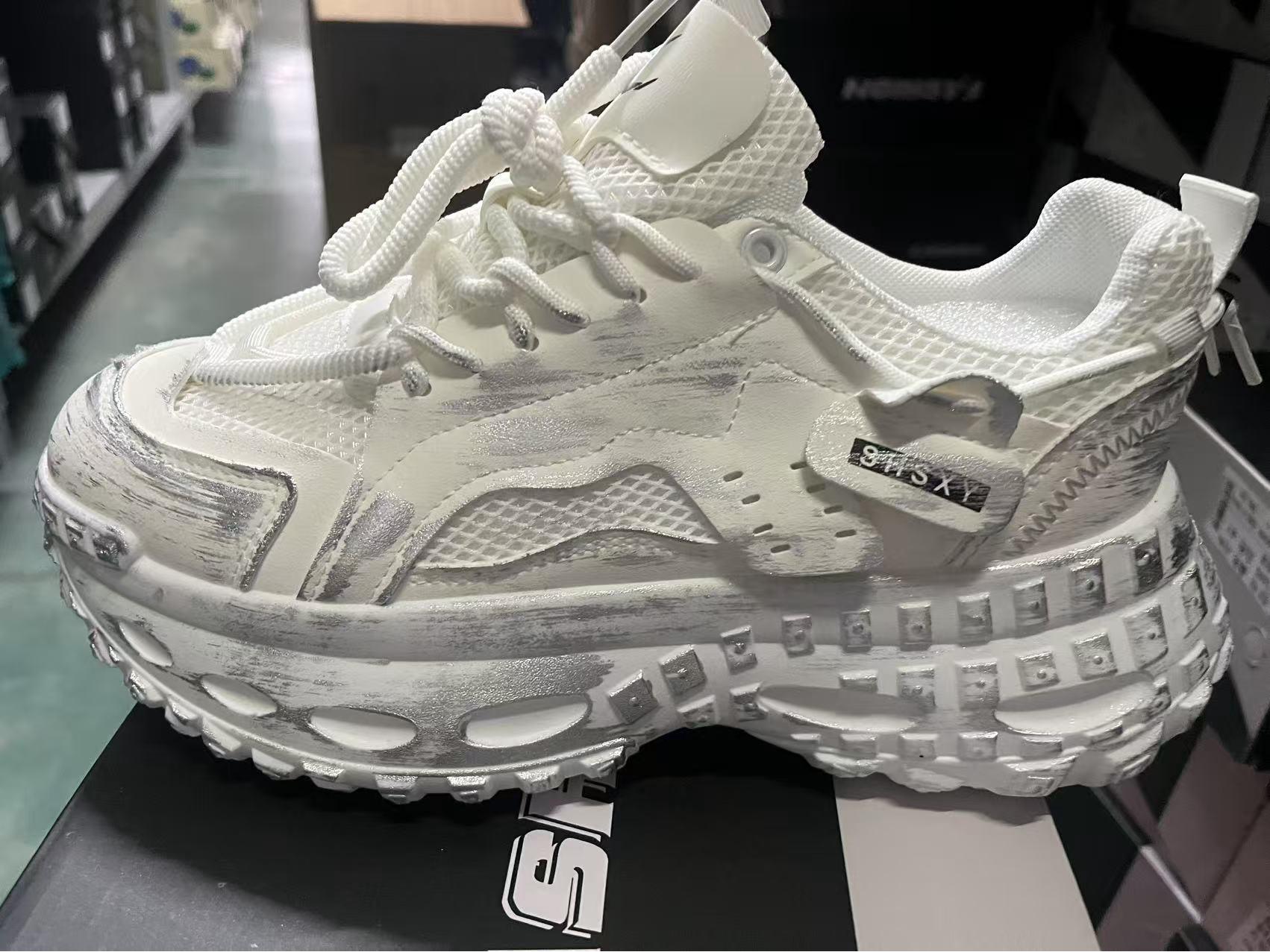 

Подростковые модные сетчатые дышащие кроссовки на платформе в стиле «папа» для весны и осени 41 белый