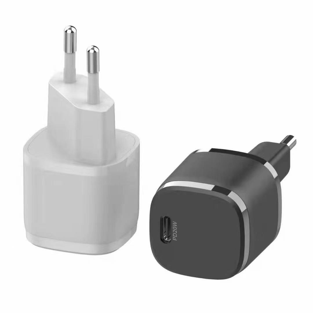 

Однопортовая быстрая зарядка PD20W Одиночный TYPE C Складной Американско-европейский Протокол быстрой зарядки Применим к зарядным устройствам для мобильных телефонов