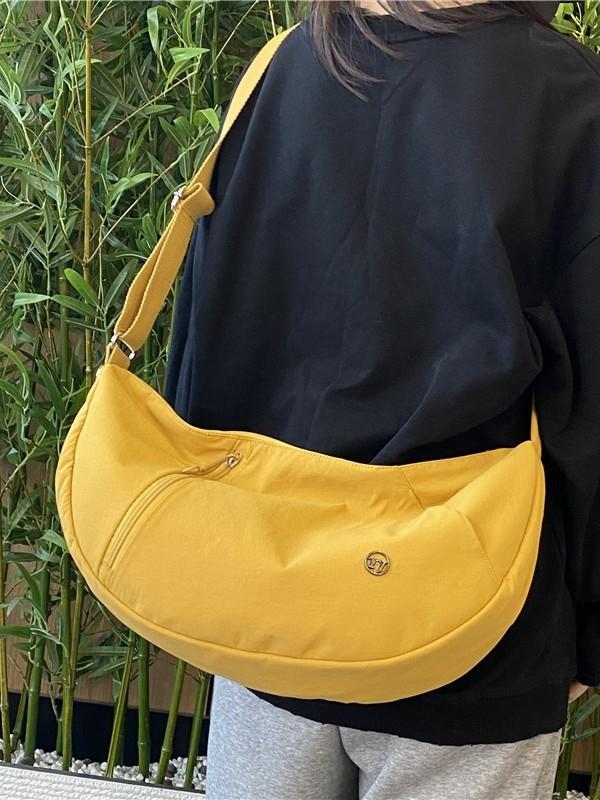 Canvas Dumpling Bag For Women With Zipper Closure And Phone Pocket For Daily Casual Use