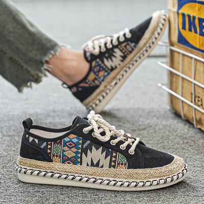 Neue Herrenschuhe im ethnischen Stil, atmungsaktive Sommer-Freizeitschuhe für Herren, flache Segeltuchschuhe, große Größe 45, Fischerschuhe, Herren-Espadrilles
