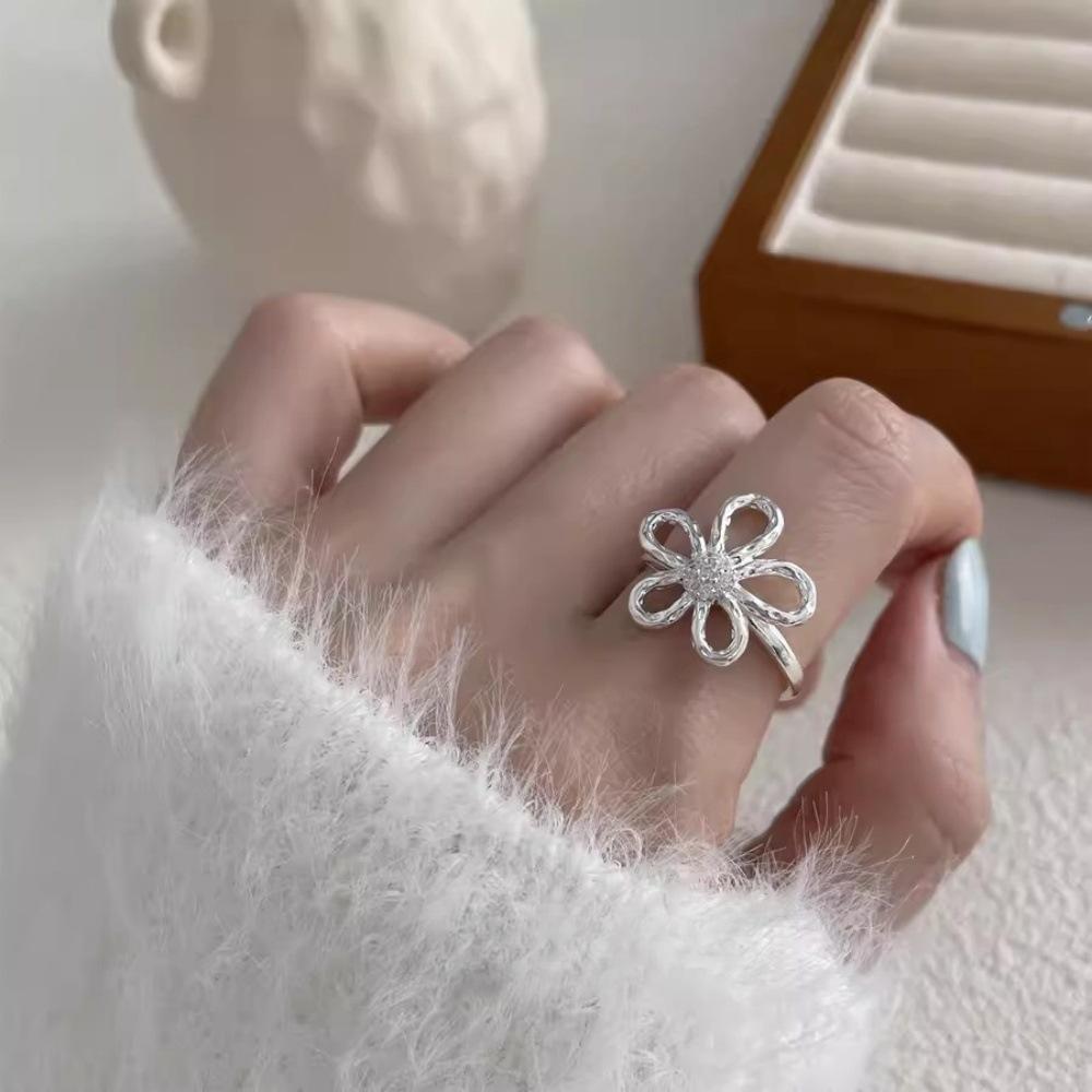 Schlichter Ring unregelmäßig 925er Sterlingsilberring Ins-Wind-Nischen-Design offener schlichter Silberring Großhandel