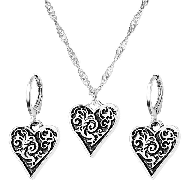Elegant Pearl Teardrop Necklace & Stud Earrings Set for Bridal