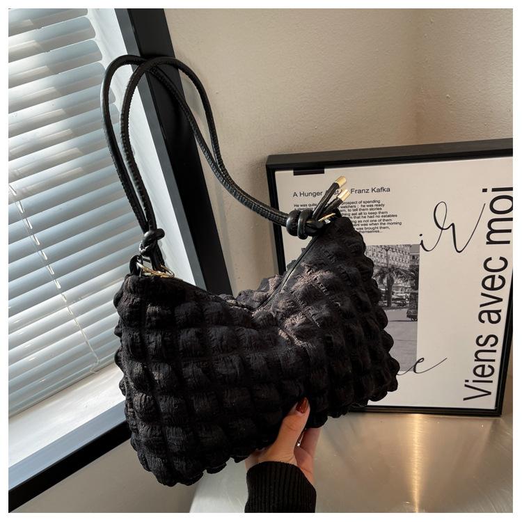 Women's bag new small fresh soft underarm pleated bag fashionable atmosphere simple shoulder bag