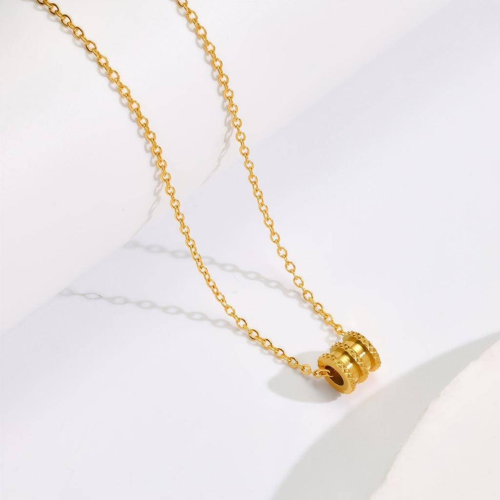 Small Waist Necklace Women'S Versatile Niche Design Sense Does Not Fade Titanium Steel Chain Women'S Autumn And Winter Ring Pendant Pendant